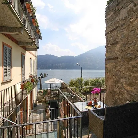 Little Luxury Apartment *